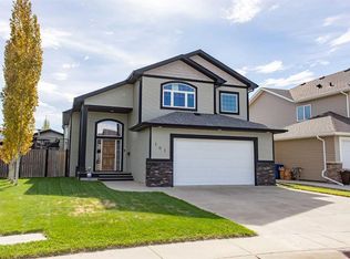 101 W Coachman Way, Blackfalds, AB T4M0B4