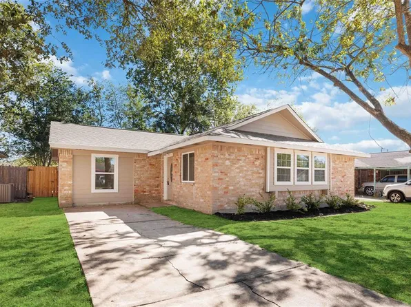 5022 Castlecreek Lane, Houston, TX 77053