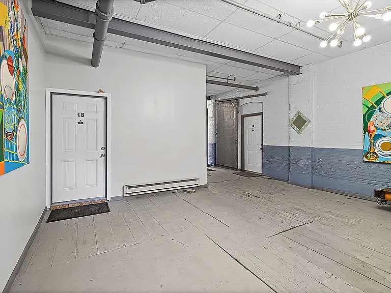 1 bed, 850 sqft, $1,300 — Photo 4