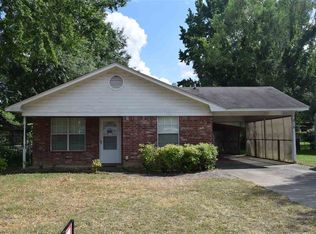 816 Burma Rd, Wake Village, TX 75501