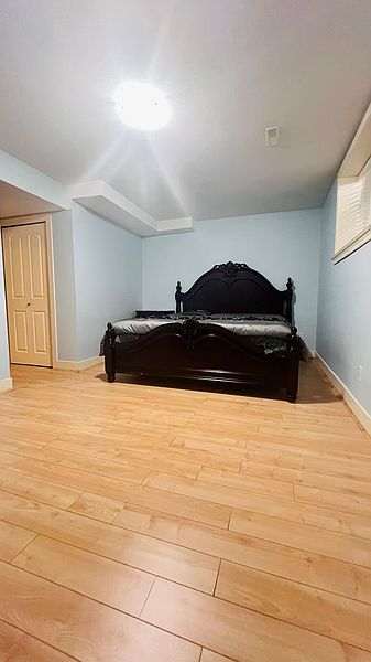 Surrey House for rent - 1 Bedroom — photo 3