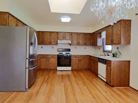 5th image of 15724 S 76th Ave