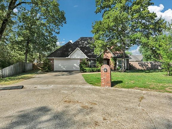 3rd image of 227 Remington Pl