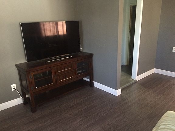 4th image of 11339 Aster St