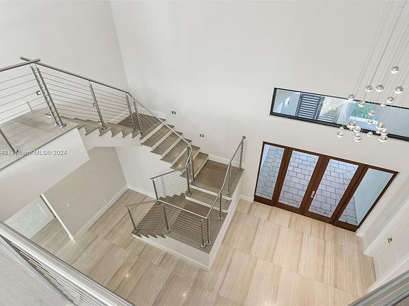 5th image of 307 Seven Isles Dr