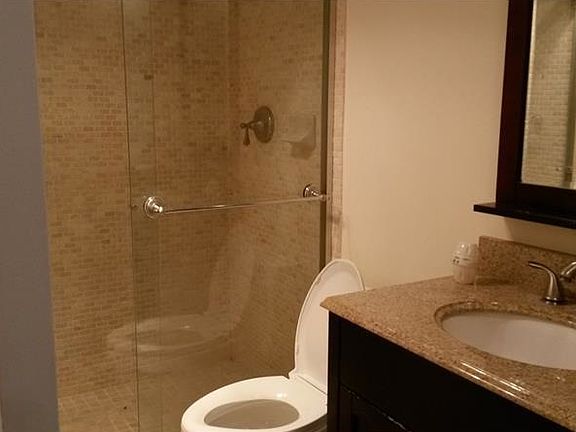 4th image of 3151 S Palm Aire Dr #4