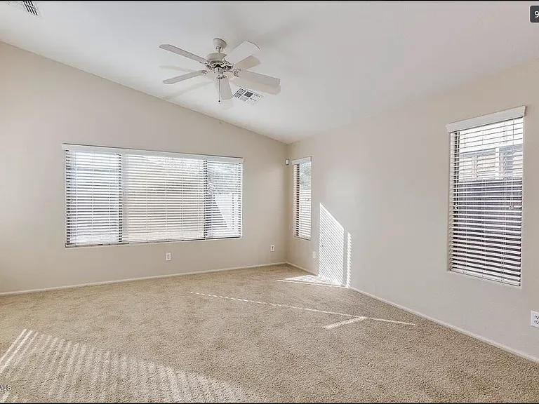 8324 S 48th Dr — Photo 20