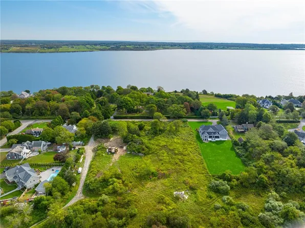 0 Indian Ave, Portsmouth, RI 02871