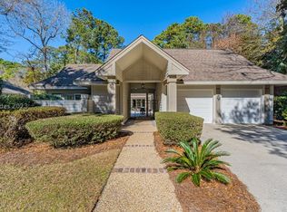 7 Sussex Ln, Hilton Head Island, SC 29926