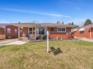 8701 Glengary St, Dearborn Heights, MI