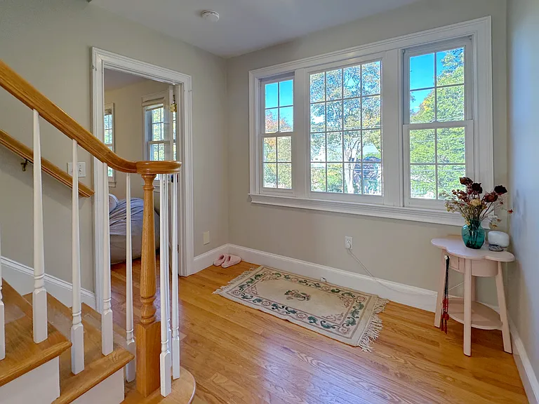 11 Oakland St — Photo 35