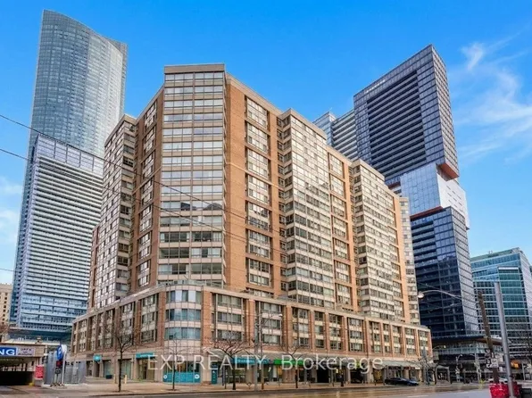 711 Bay St #1421, Toronto, ON M5G 2J8