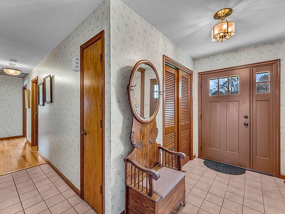 3rd image of 6250 SW 21st Ter