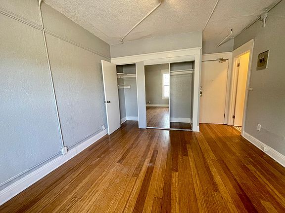 3rd image of 916 Georgia St APT 307