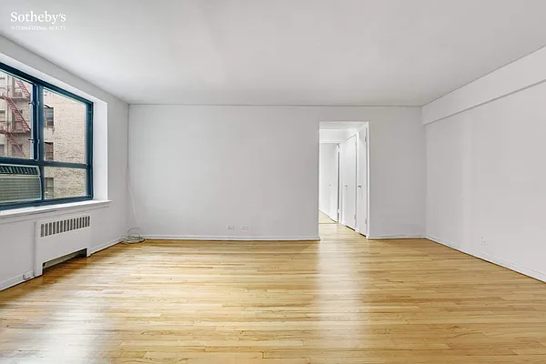 Sold by Sotheby's International Realty | media 6