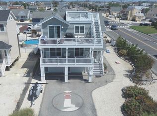 201 N 2nd St, Surf City, NJ 08008
