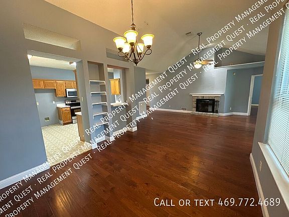 5th image of 2336 Timbercreek Dr