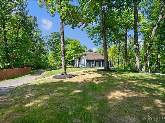 4th image of 7876 Winterberry Pl