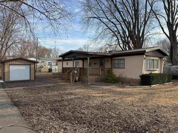 3402 Channel Dr, Macy, IN 46951