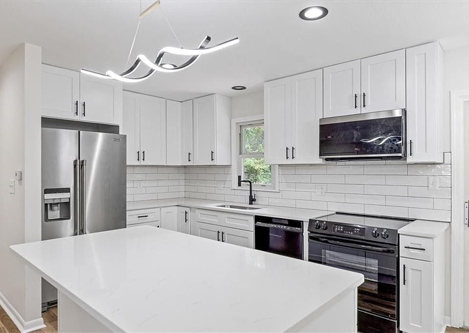 1st image of 8907 Blue Ridge Blvd