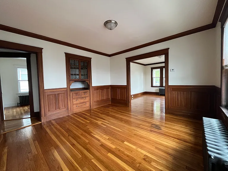 32 Boutwell St #2R — Photo 9