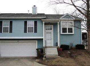 3804 N Lakeside Dr, Muncie, IN 47304