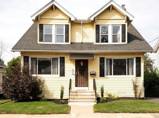 34 Montowese St, Hartford, CT 06114