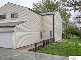 13215 Carpenter St, Omaha, NE 68138