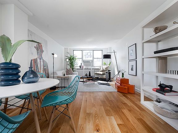 5th image of 240 E 35th St APT 8A