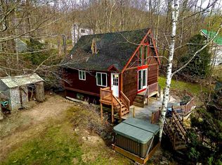 33 Larry Dr, Alton Bay, NH 03810