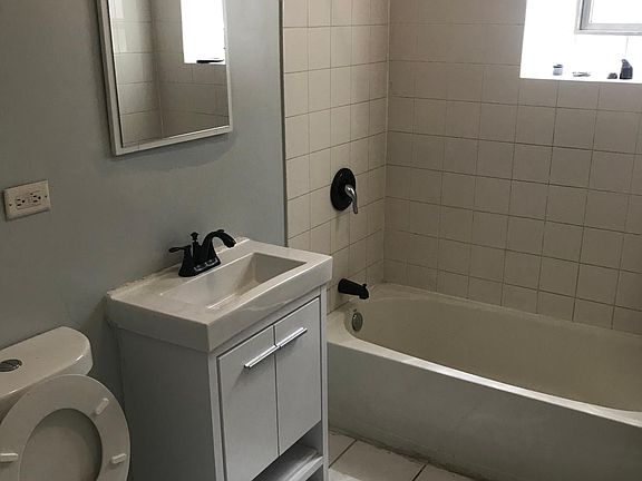 5th image of 6110 S Maplewood Ave Unit 2