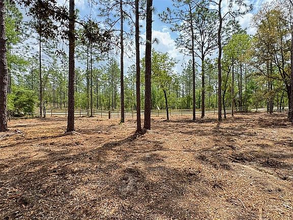 4th image of SW Deerpark Heights Rd #13