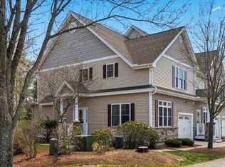 4 Manor Dr #A, Hooksett, NH 03106