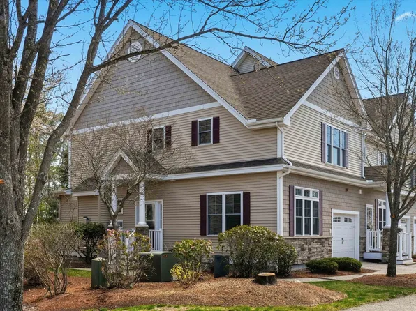 4 Manor Drive #A, Hooksett, NH 03106