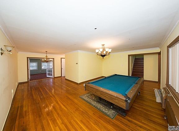 5th image of 2339 Hoffman Ave