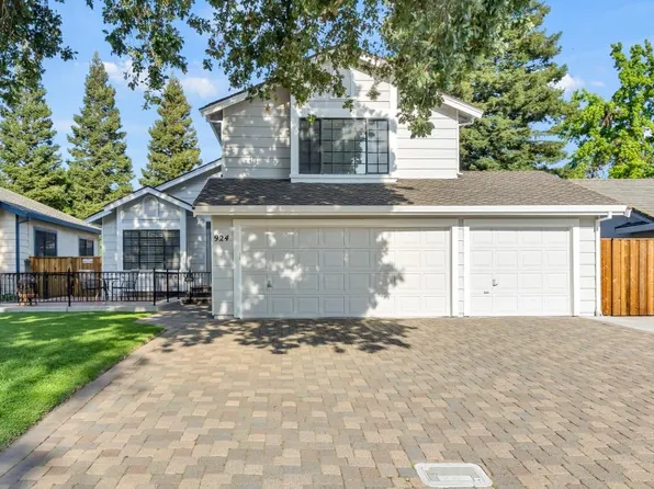 924 Shellwood Way, Sacramento, CA 95831