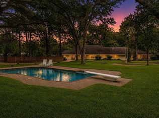 11427 Glenora Dr, Houston, TX 77065