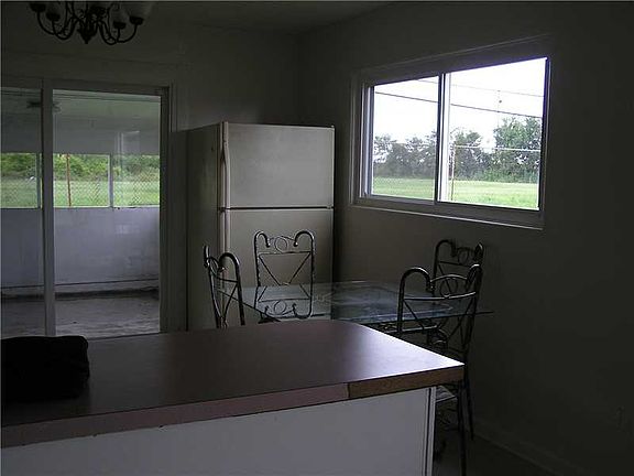 5th image of 176 N Betty Ln
