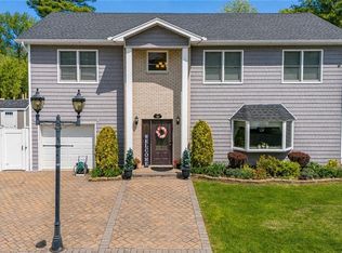 305 Woodvale Ave, Staten Island, NY 10309