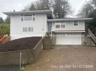 1654 SE 2nd St, Astoria, OR
