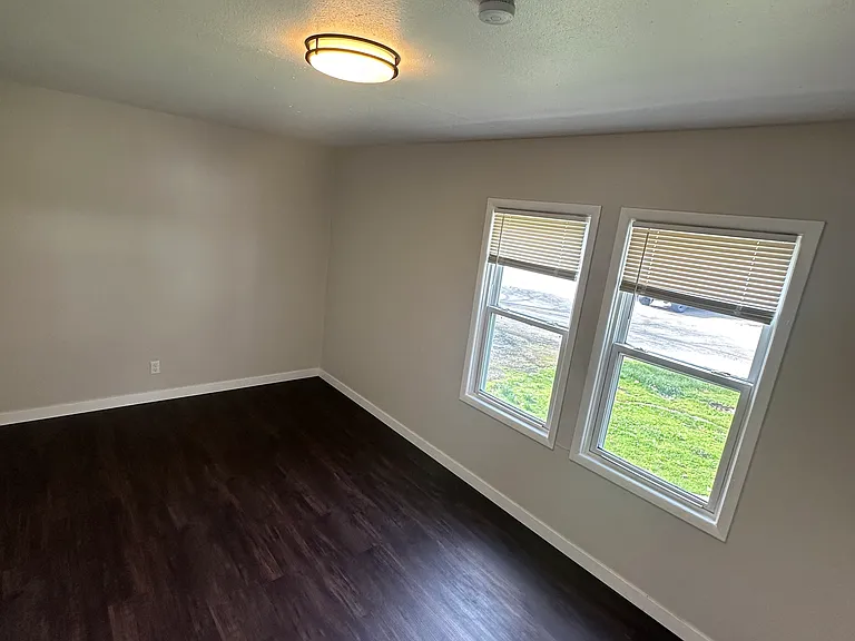 1740 Oxford St SE #9 — Photo 23