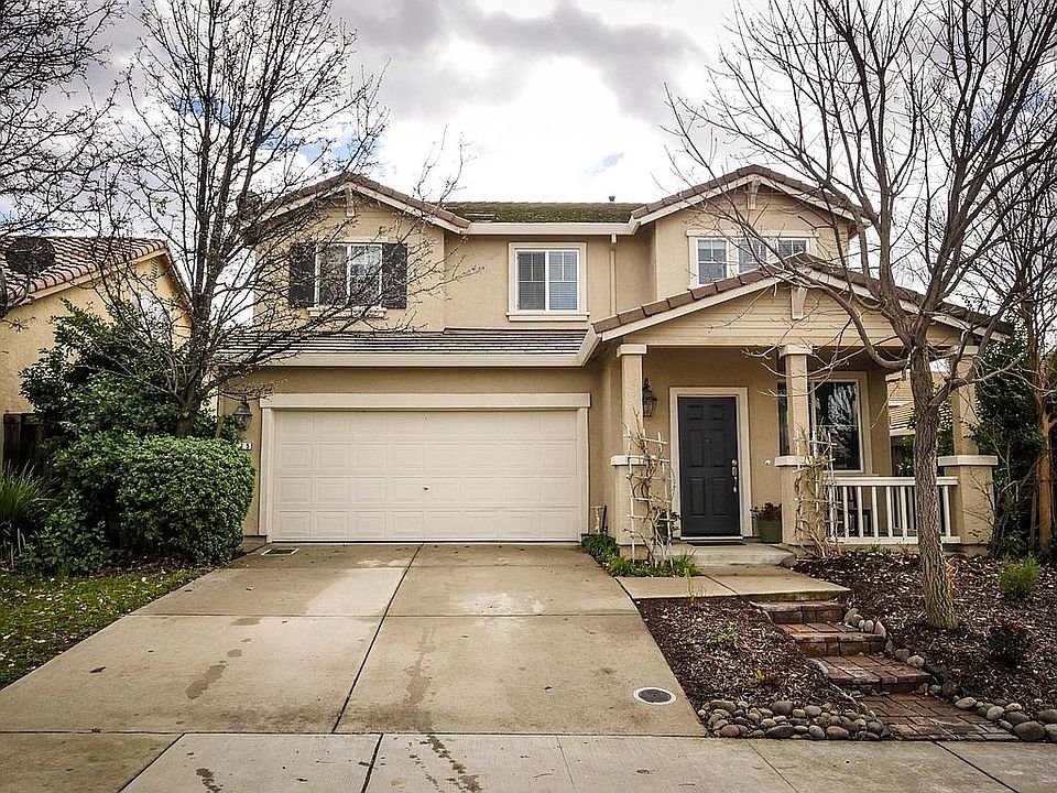 1st image of 775 Deer Park Dr