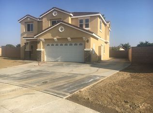 9885 Elwood Ave, Fontana, CA 92335