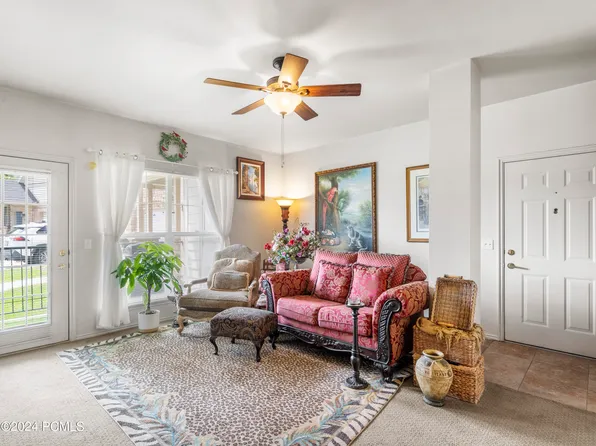 900 Bitner Rd APT M13, Park City, UT 84098