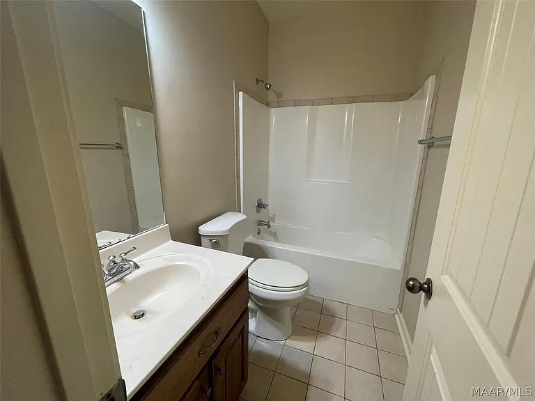 2619 Brantford Pl — Photo 6