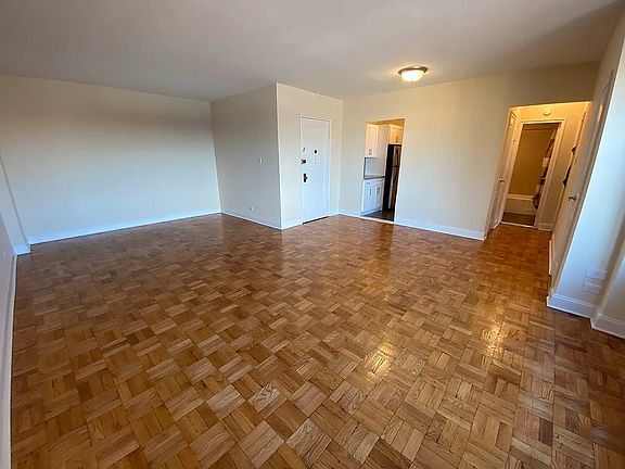 3rd image of 110-45 Queens Blvd #712