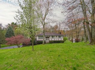 9654 Ponderosa Ct, Kempton, PA 19529