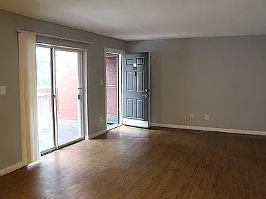 8433 Sycamore Tree Dr #201 — Photo 19