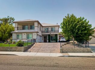 17920 Vista Point Dr, Victorville, CA 92395