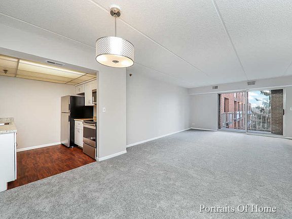 4th image of 1450 Plymouth Ln APT 508